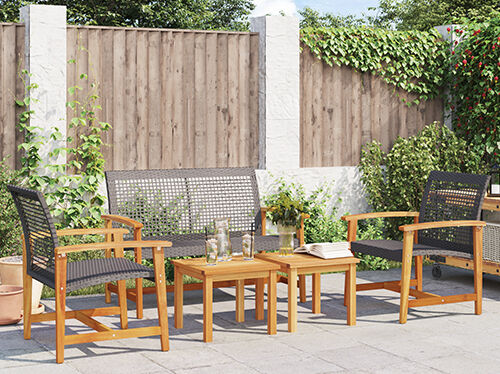 Canap&eacute; 2 places rembourr&eacute; gris dans une chambre &agrave; coucher styl&eacute;e. Cliquez pour voir les produits.