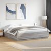 vidaXL Cadre de lit sans matelas sonoma gris 200x200 cm