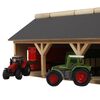 Kids Globe Grange &agrave; tracteur 1:87