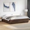 vidaXL Cadre de lit avec LED sans matelas ch&ecirc;ne marron 180x200 cm
