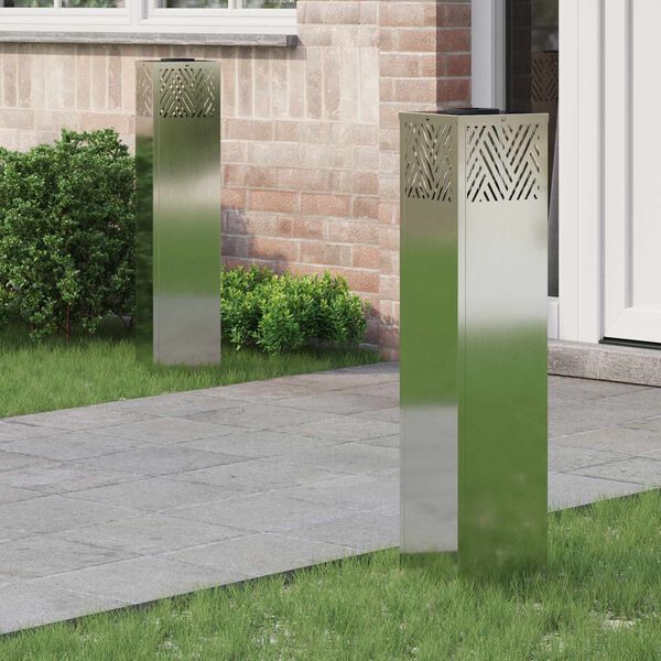 vidaXL Lumi&egrave;re de chemin LED solaire 2 pcs Argent&eacute; Galvanis&eacute;