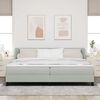 vidaXL Lit &agrave; ressorts avec matelas Gris clair 200 x 200 cm Velours