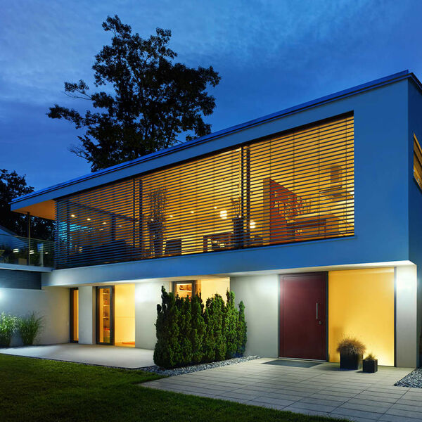 Steinel Projecteur d'ext&eacute;rieur incurv&eacute; actionn&eacute; par capteur Anthracite